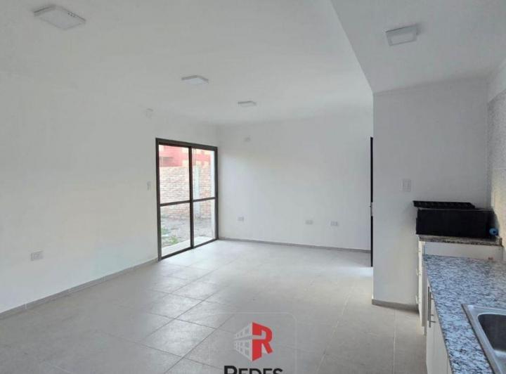 Casa · 100m² · 7 Ambientes · 1 Cochera