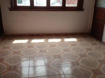 Departamento · 68m² · 3 Ambientes · Departamento 3 Amb Alquila Castelar