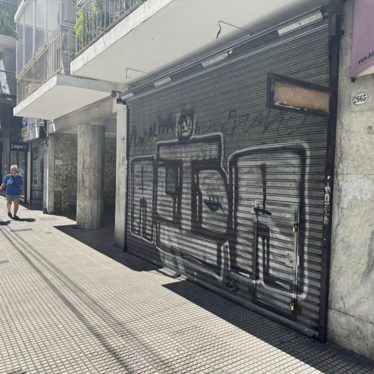 Av. Santa Fe al 2600, Recoleta, Capital Federal