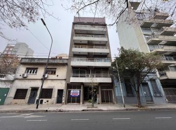 Departamento · 30m² · 1 Ambiente · 1 Cochera · 1 Amb con P. Baja con Patio.