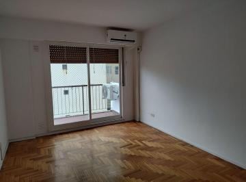 Departamento de 3 ambientes, Villa del Parque · Melincue 3284 - Impecable - Recien Pintado