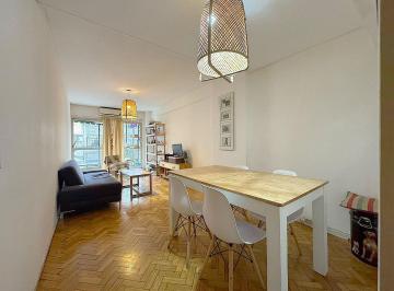 Departamento · 49m² · 2 Ambientes · Departamento de 2 Ambientes en Alquiler con Balcón Al Frente