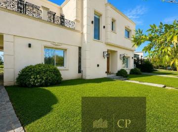 Casa · 233m² · 5 Ambientes · 7 Cocheras · Mgm. Venta Increible Casa B Haras Santa Maria - Escobar