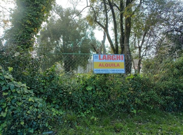 Terreno · 838m²