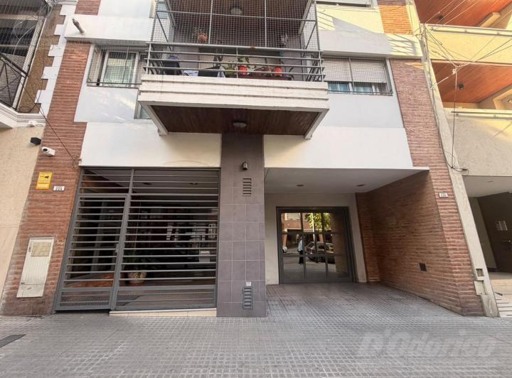 Semi Piso de 1 Dormitorio en Venta en Flores