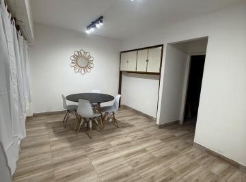 Departamento · 39m² · 2 Ambientes · Departamento de 2 Ambientes con Balcon a La Calle