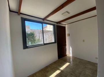 Casa de 3 ambientes, Quilmes · Casa PH Venta Barrio Parque