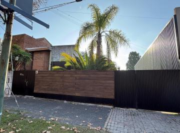 Local comercial · 540m² · 4 Cocheras · Local en Venta en Las Carreras, San Isidro, G. B. a. Zona Norte