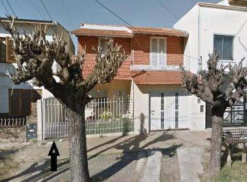 NFX-NFX-152_2 · Depto Tipo Casa por Pasillo de 3 Ambientes con Dos Patios y Parrilla.