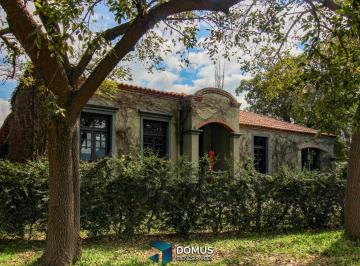 Casa · 390m² · 3 Dormitorios · Venta Casa de Categoria en B° Privado Los Olmos