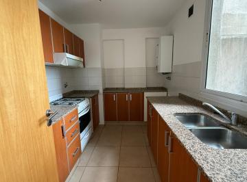 Departamento · 43m² · 3 Ambientes · Nva Cba en Alquiler 4to Piso Externo C/balcon!