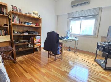 Departamento de 3 ambientes, Villa Crespo · Departamento 3 Ambientes, Excelente Ubicación. 2do Piso por Escalera