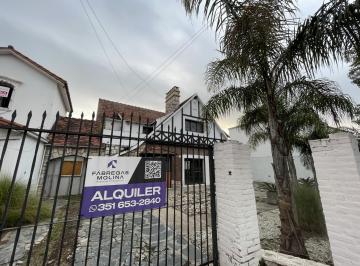 Casa · 349m² · ¡Alquiler! Hermosa Casona Apta Local Comercial/gastronomico en El Cerro de Las Rosas