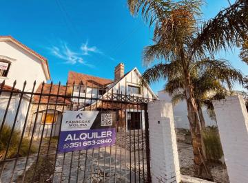 Casa · 349m² · ¡Alquiler! Hermosa Casona Apta Local Comercial/gastronomico en El Cerro de Las Rosas