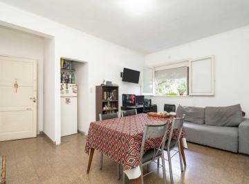 Departamento · 41m² · 2 Ambientes · Vta Dpto 2 Amb Luminoso en Parque Avellaneda