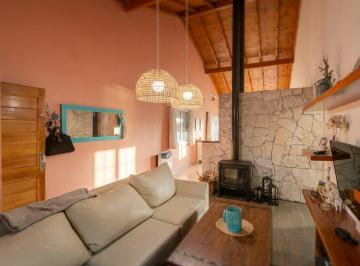 Casa · 137m² · 4 Ambientes · 2 Cocheras · Casa en Venta de 3 Dorm. y Parque