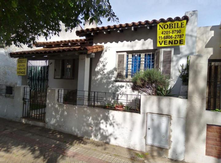 Casa · 85m² · 3 Ambientes · 1 Cochera