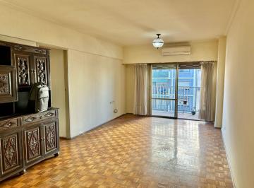 Departamento · 76m² · 3 Ambientes · 1 Cochera · Departamento en Venta Monserrat Cochera Baulera