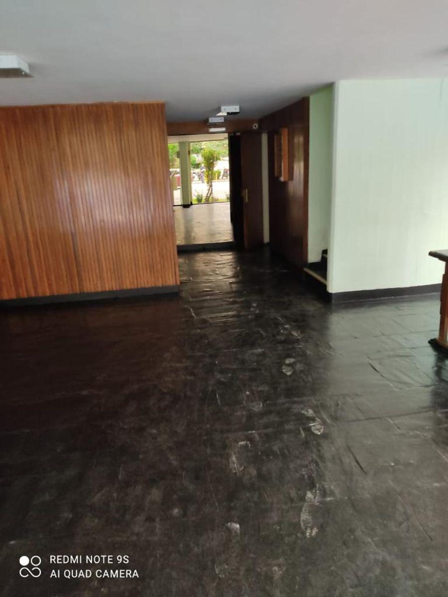 Avenida Hipólito Yrigoyen 476
