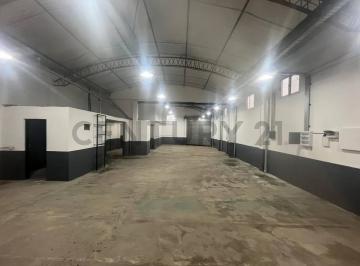 Local comercial · 195m² · 2 Cocheras · Local Comercial en Alquiler - Pedro Ignacio Rivera 700 – Barrio Macabi, San Miguel, G. B. a. Norte