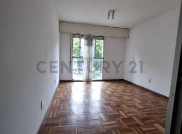 Departamento · 30m² · 1 Ambiente · Monoambiente Frente Pereira Rossell | Ideal Inversión o Consultorio | Apto Banco
