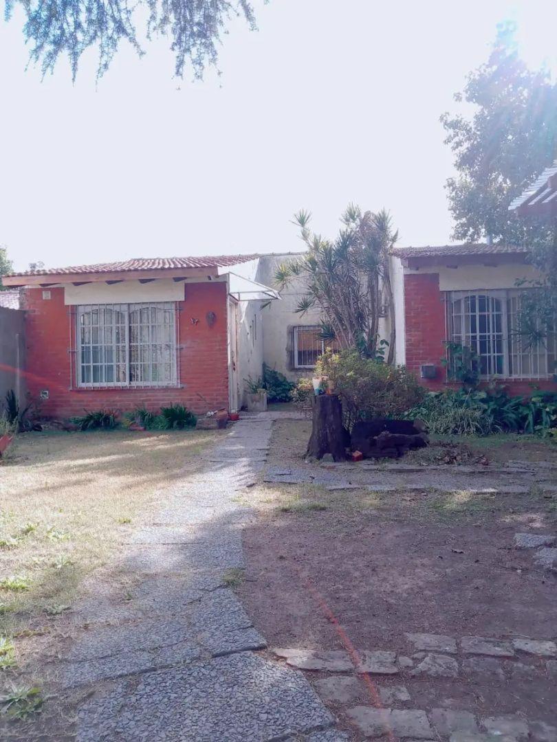 Santander 3435, Villa Luzuriaga, Provincia de Buenos Aires, Argentina