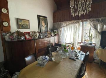 Casa · 150m² · 3 Ambientes · 1 Cochera · Venta - Casa 3 Ambientes con Departamento Independiente – Quilmes – Usd80.000!