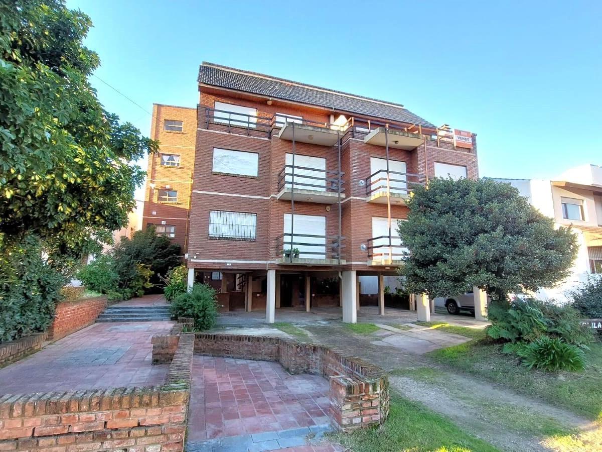 Paseo 121 Entre Avenida 1 y 2