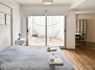 Departamento · 25m² · 1 Ambiente · Monoambiente Luminoso en Palermo con Patio y Pileta