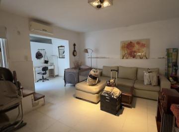 PH · 110m² · 5 Ambientes · Brrio Ntra Sra de Lourdes: Casa Interna en Venta 2 Dorm.