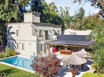 Casa · 265m² · 8 Ambientes · 6 Cocheras · Venta Casa 8 Ambientes en Parque Leloir