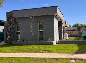 Casa de 3 ambientes, Luján de Cuyo · Casa de 500 m² en Venta en Terruños de Araoz 3