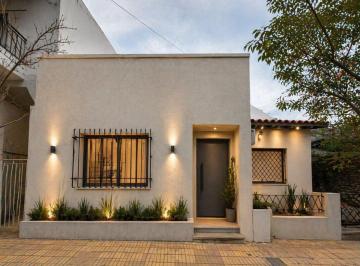 Casa · 126m² · 4 Ambientes · Venta de Casa 4 Ambientes en Lote Propio - Olivos