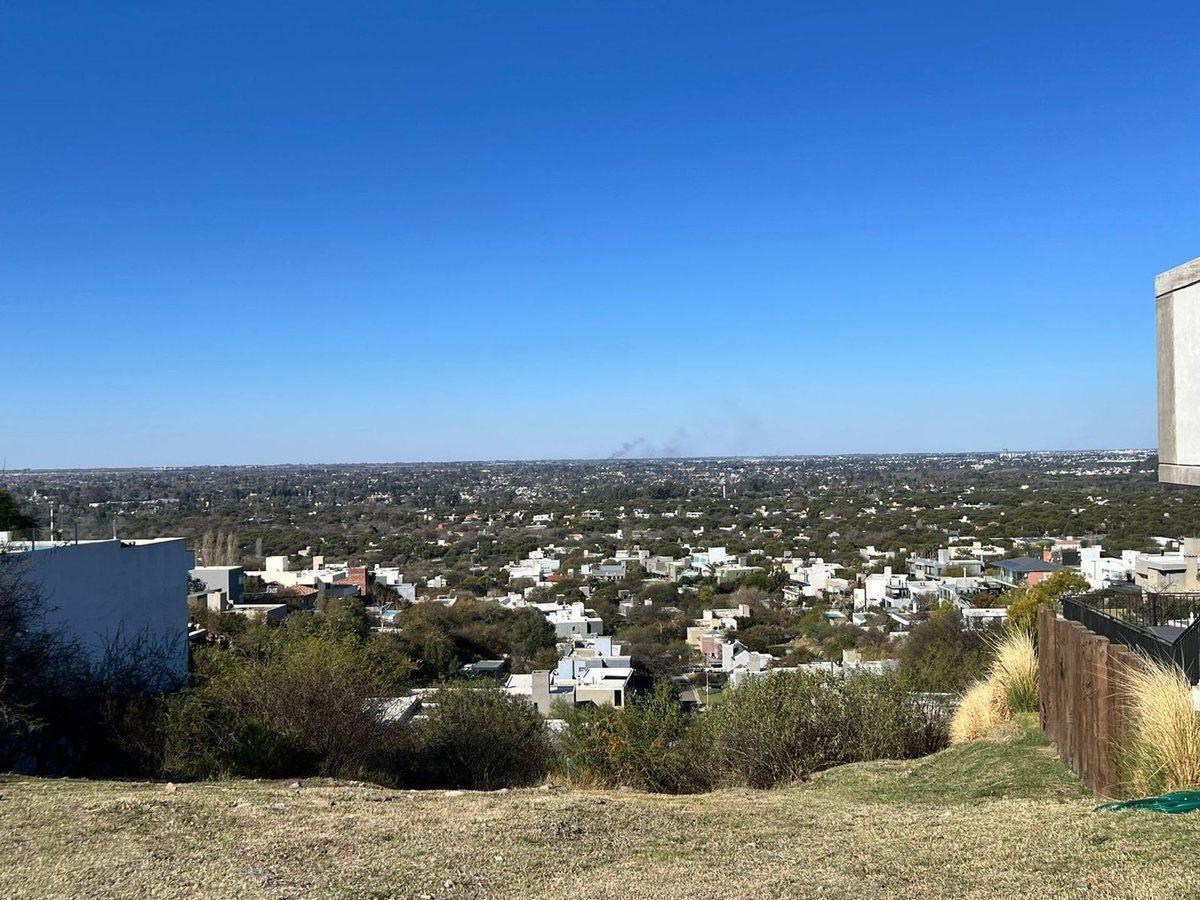 La Rufina Country, Av. los Alamos 1100,  La Rufina, La Calera