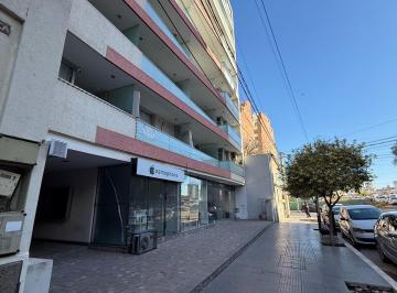 Departamento · 42m² · 3 Ambientes · Alquilo Departamento 1 Dormitorio General Paz con Pileta!
