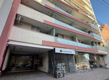Departamento · 42m² · 3 Ambientes · Alquilo Departamento 1 Dormitorio General Paz con Pileta!