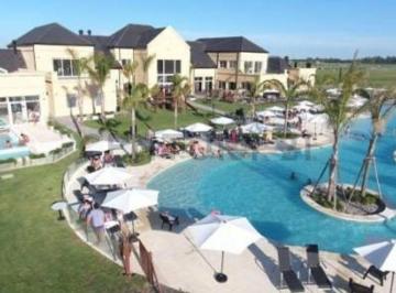 Terreno · 1013m² · Lote en Venta en Haras del Sur 3