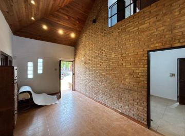 Casa · 185m² · 4 Ambientes · 1 Cochera · Casa en Venta 3 Dorm. La Plata