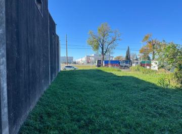 Terreno · 561m² · Venta de Terreno/ Uso Comercial/habitacional