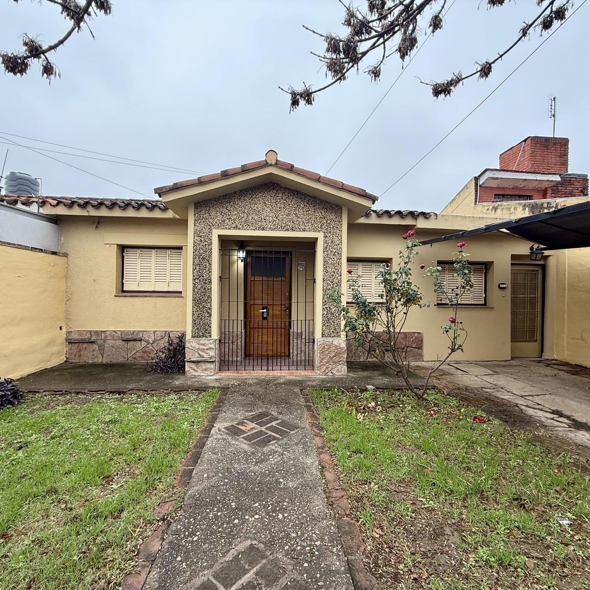Dos Casas en Venta al Precio de una en Alto Alberdi