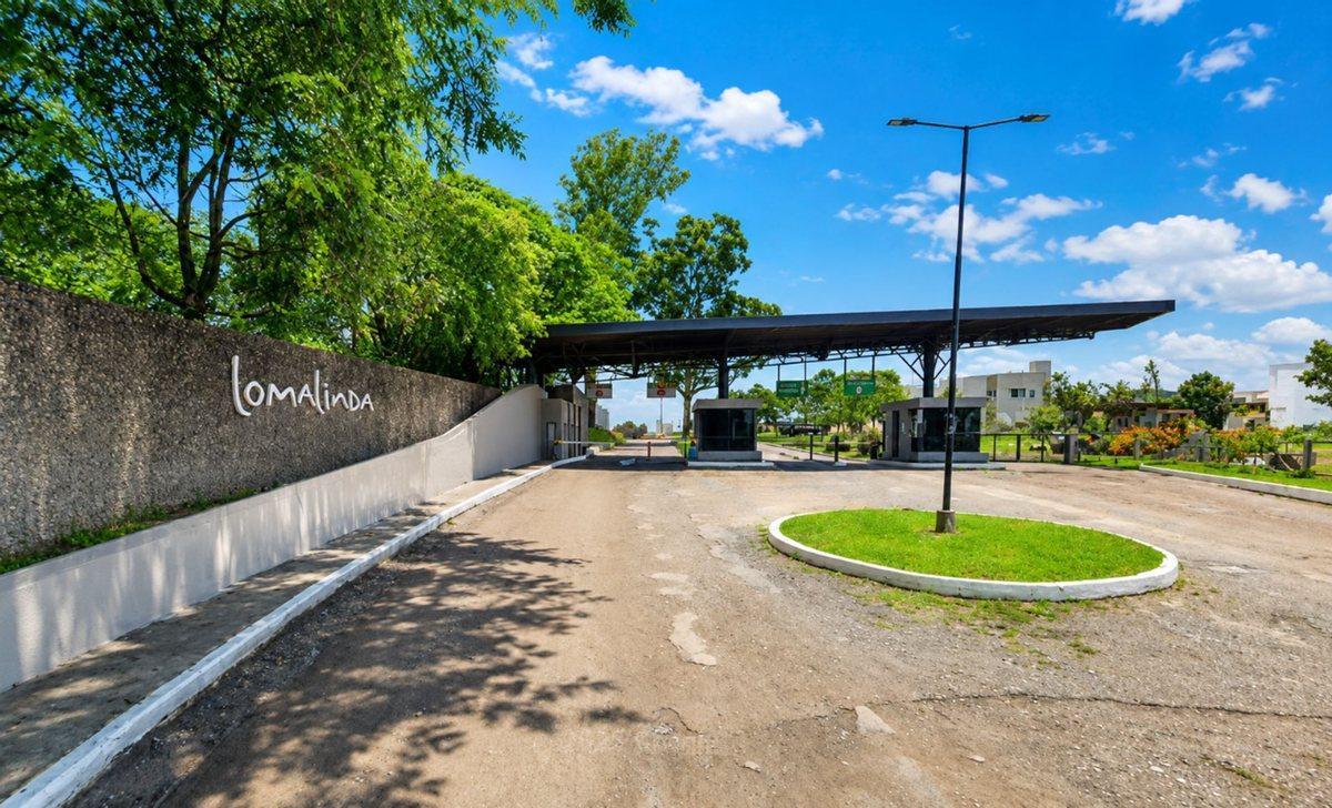 Avenida Lomalinda 900,  Tafí Viejo, Tucumán