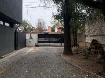 PH de 3 ambientes, Córdoba · Predio de 4 Propiedades PH de 200 m² en Alquiler en Villa Belgrano