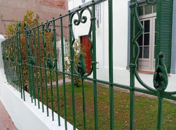 Casa · 200m² · 6 Ambientes · 2 Cocheras · Casa Bombal Sur