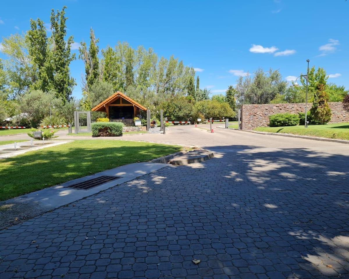 Barrio Rincón de Chacras, Calle Besares s/n,  Chacras de Coria, Mendoza
