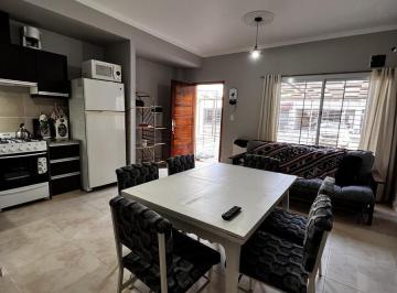 Departamento · 75m² · 3 Ambientes · 1 Cochera · Alquiler Depto Amoblado en B° Solares de Urquiza II. Guaymallen
