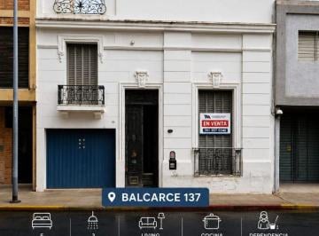Casa de 5 ambientes, Córdoba · En Venta, Casa de 175 m² con 6 Dorm. Ideal Residencia Universitaria/hostel
