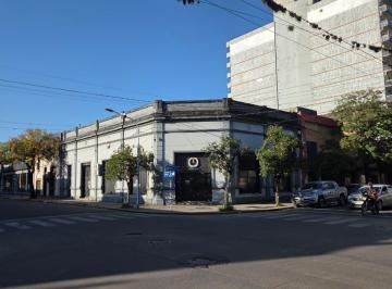 Local comercial · 450m² · Local en San Martin Al 1000, Esquina Jose Colombres, Sm de Tucumán