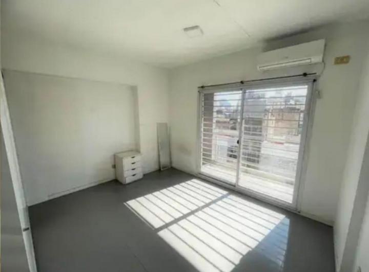 Venta Monoambiente con Balcon Constitucion