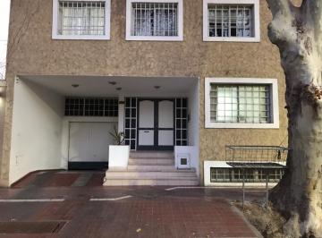 Garage · 10m² · Cochera en Godoy Cruz