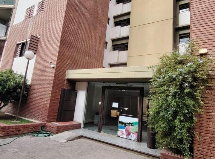 Departamento · 5 Ambientes · 1 Cochera